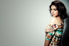 Aditi Rao Hydari Looking Hot Wallpaper
