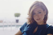 Alyson Hannigan Widescreen Wallpaper