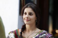 Isha Talwar Hd Wallpaper